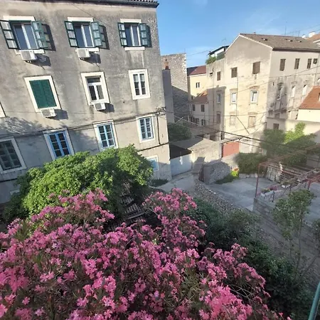 App Old Garden House Apartment Sibenik Exterior photo