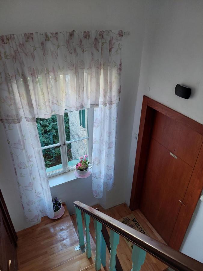 App Old Garden House Apartment